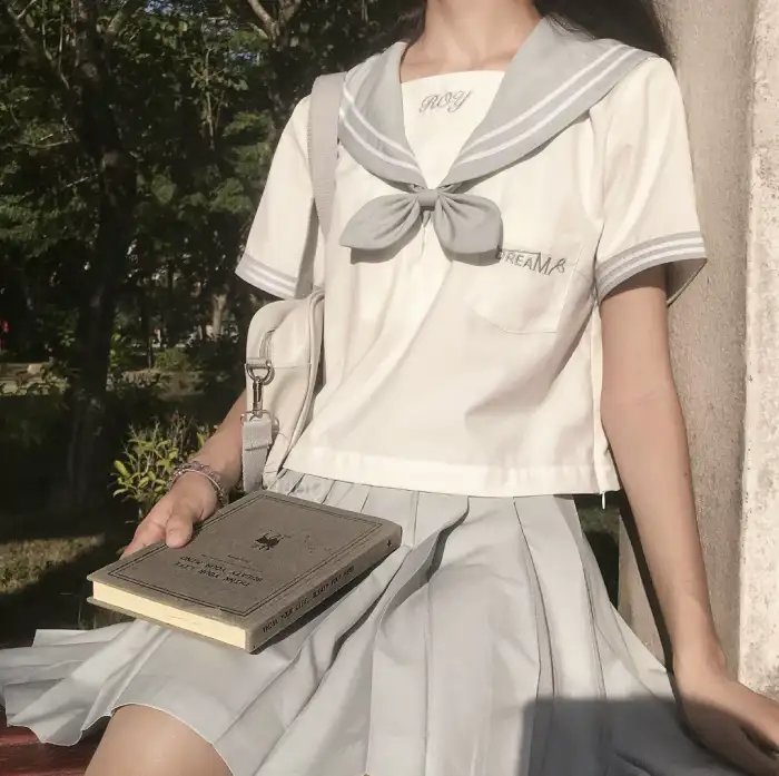 一个女王的少女时代